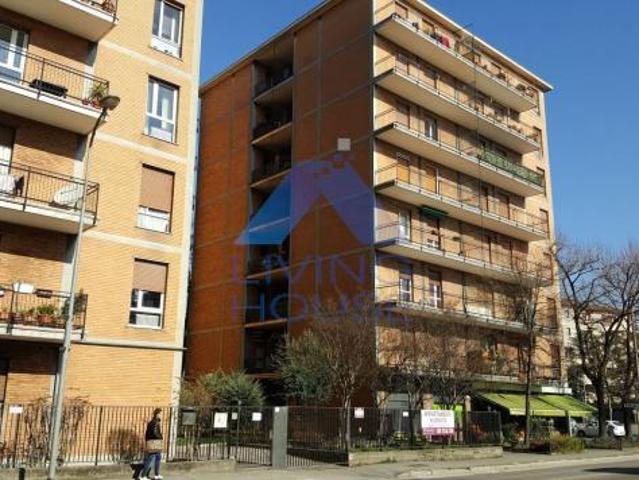 Box in affitto a Monza, Lombardia