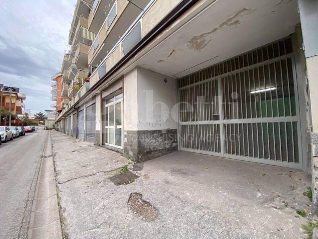 Box in affitto a Mugnano Duemila, Mugnano di Napoli
