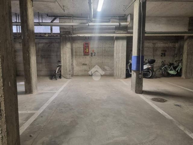 Box in affitto a Stanga, Padova