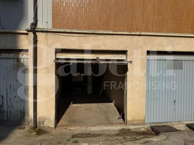 Box in affitto a Calabria, Cosenza