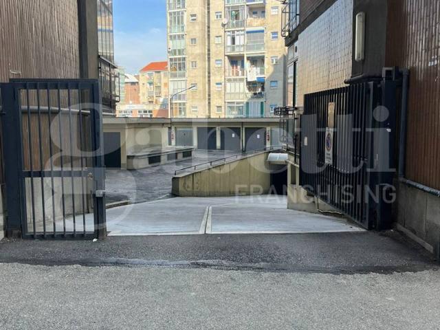 Box in affitto a Piemonte, Torino