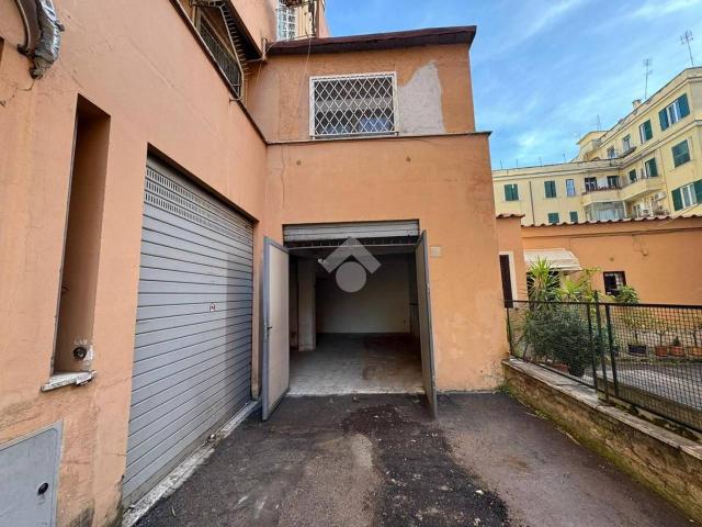 Box in affitto a Municipio Roma I, Roma Capitale