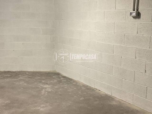 Box in affitto a Zona Omogenea Milano Nord, Sesto San Giovanni