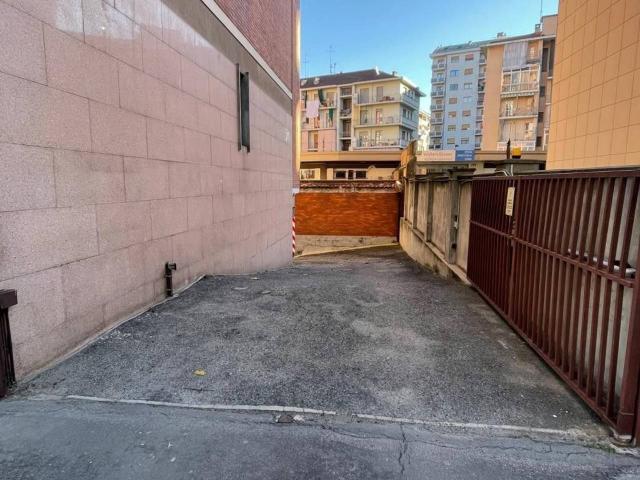Box in affitto a Circoscrizione 2, Piemonte
