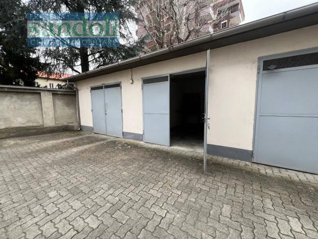 Box in affitto a Piemonte, Vercelli
