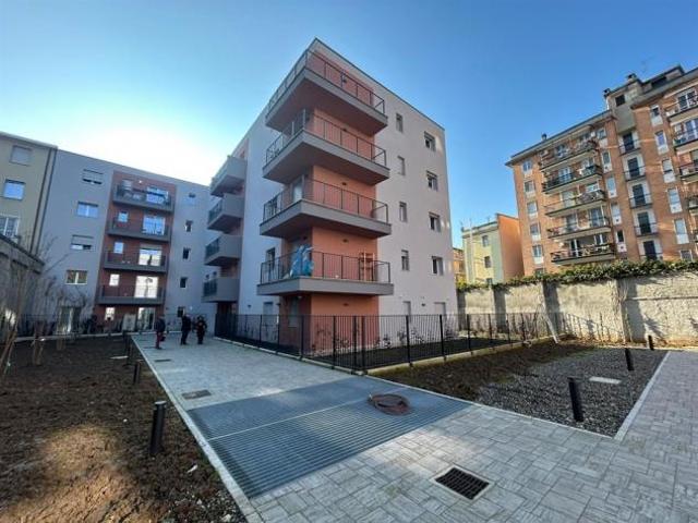 Box in affitto a Milano, Lombardia
