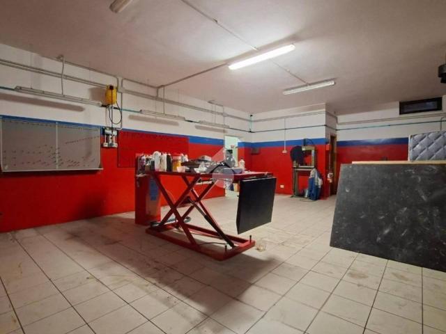 Box in vendita a Marche, Ascoli Piceno