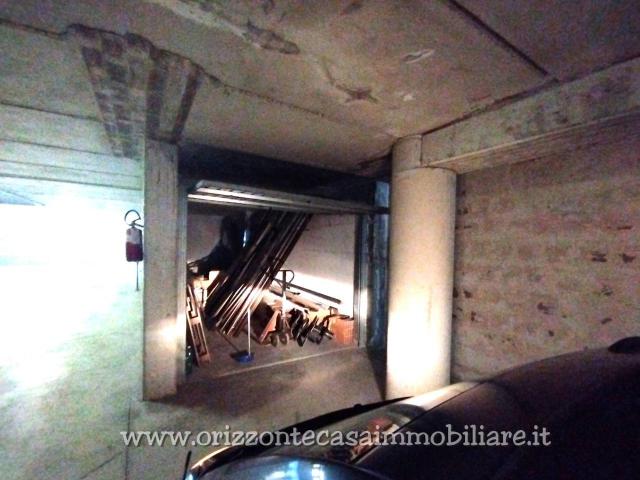 Box in vendita a Porta Maggiore, Marche