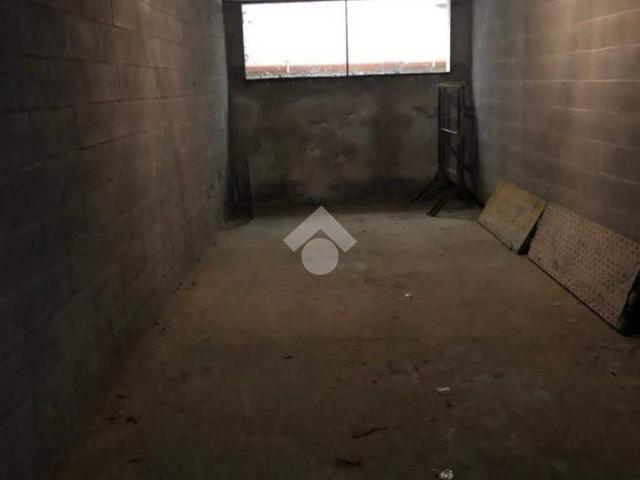 Box in vendita a Borgo Torretta, Piemonte