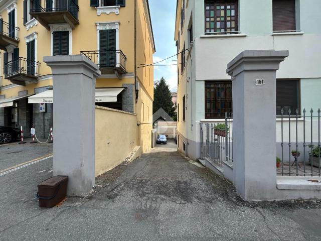 Box in vendita a Borgo Don Bosco, Piemonte