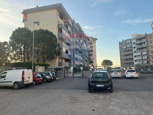 Box in vendita a Santa Rita, Puglia