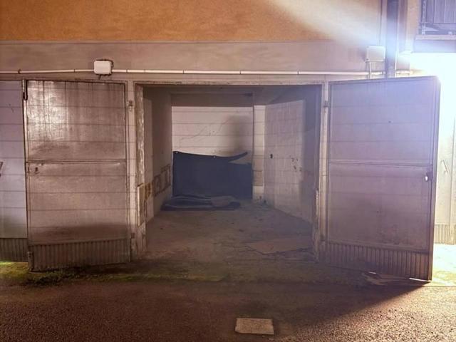 Box in vendita a San Donato-San Vitale, Bologna