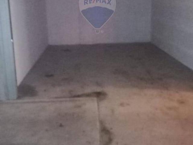Box in vendita a Boltiere, Lombardia