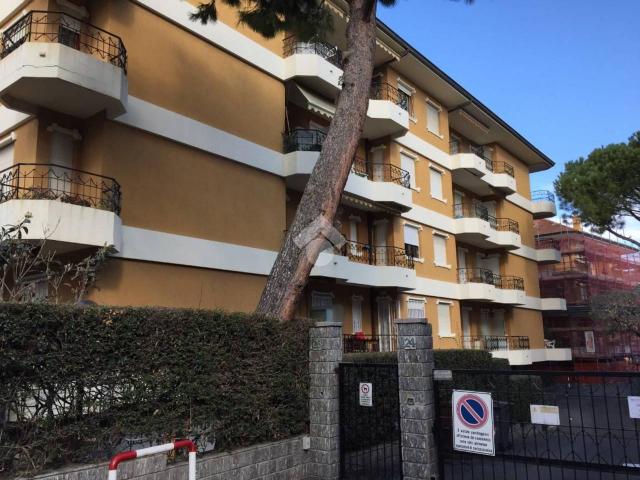 Box in vendita a Bordighera, Liguria