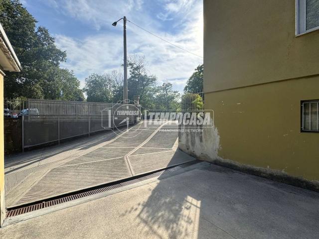 Box in vendita a Zona Sud, Brescia