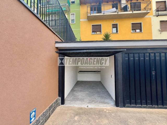 Box in vendita a Brusuglio, Cormano