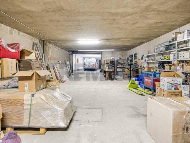Box in vendita a Busto Arsizio, Lombardia