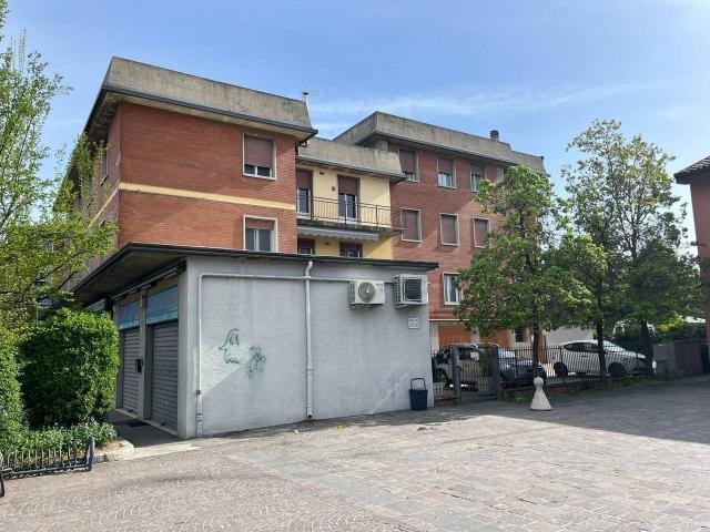 Box in vendita a Unione Terre d'Acqua, Calderara Di Reno