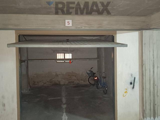 Box in vendita a Caltagirone, Sicilia