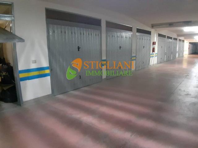 Box in vendita a Campobasso, Molise