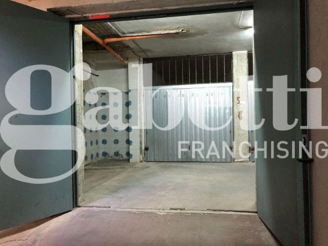 Box in vendita a Puglia, Barletta-andria-trani