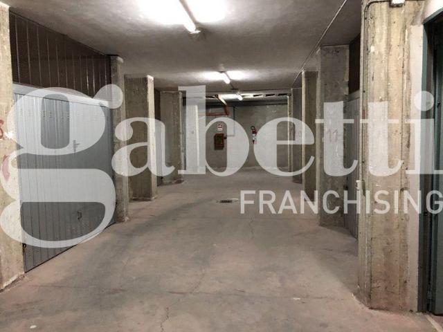 Box in vendita a Puglia, Barletta-andria-trani