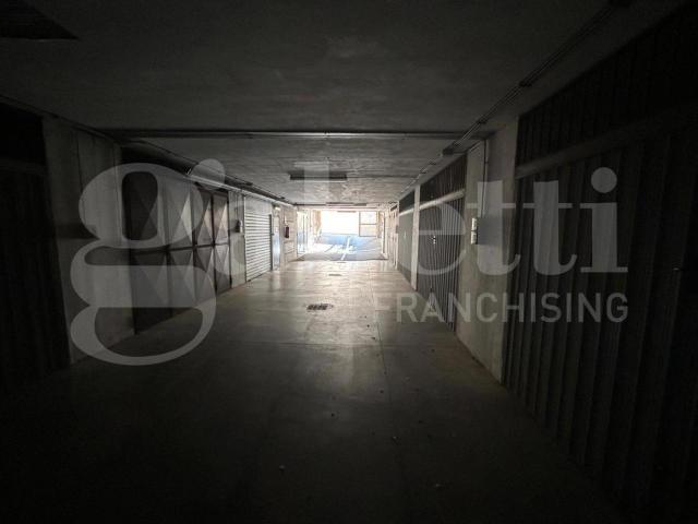 Box in vendita a Puglia, Barletta-andria-trani