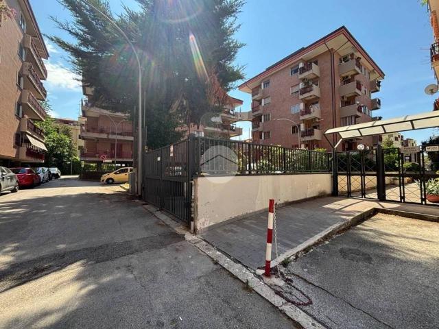 Box in vendita a San Benedetto, Caserta