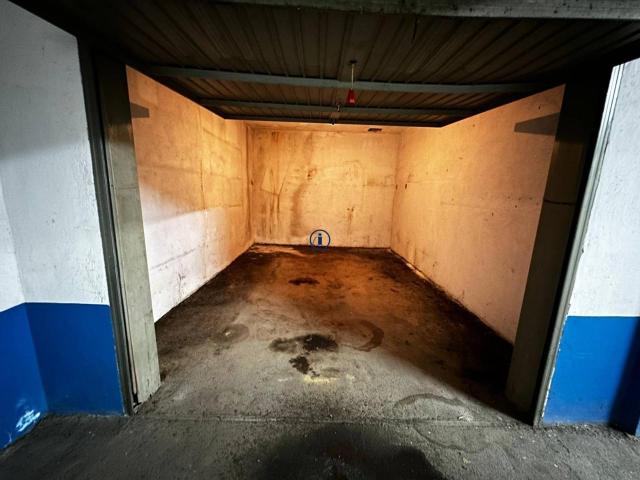 Box in vendita a Caserta, Campania