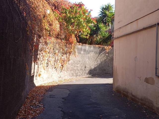 Box in vendita a Monte Po-Nesima-San Leone-Rapisardi, Catania