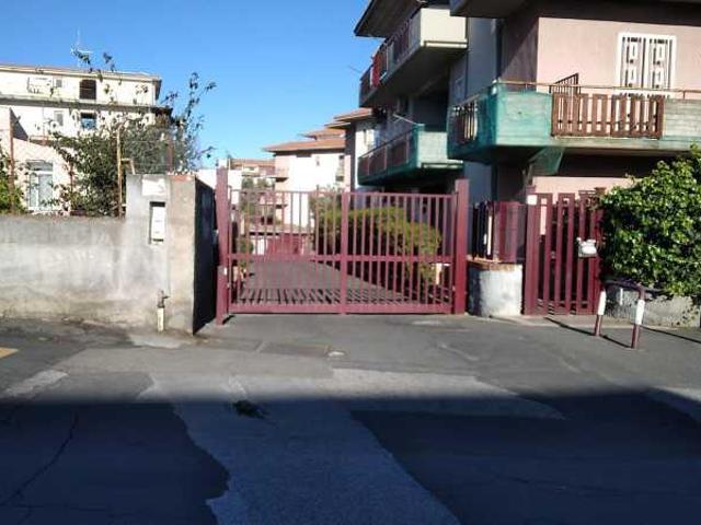 Box in vendita a San Giovanni Galermo-Trappeto-Cibali, Catania