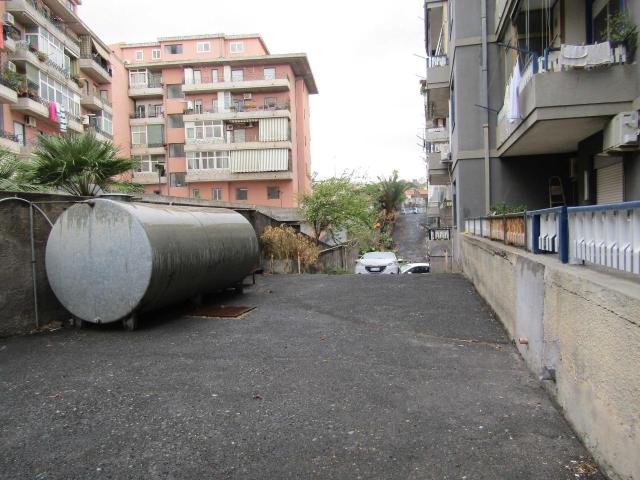 Box in vendita a San Giovanni Galermo-Trappeto-Cibali, Catania