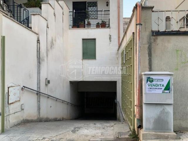 Box in vendita a Puglia, Lecce
