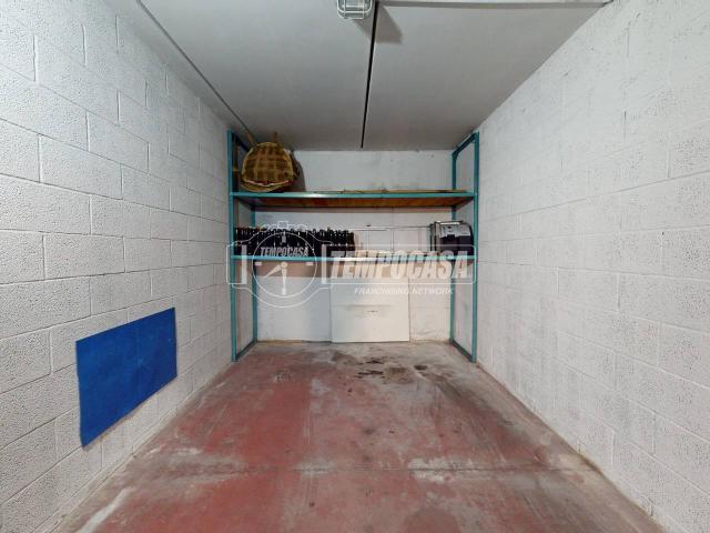 Box in vendita a Unione Alto Ferrarese, Cento