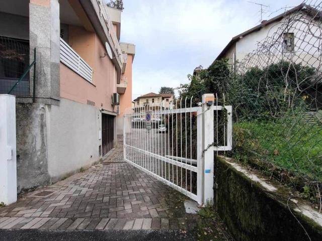 Box in vendita a Asnago di Cermenate, Cermenate
