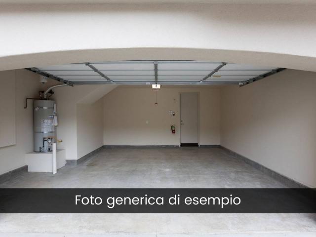 Box in vendita a Unione dei comuni Valle del Savio, Cesenà