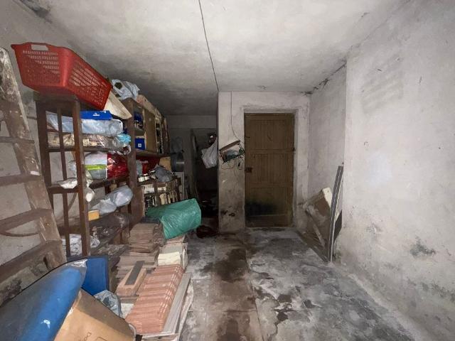 Box in vendita a Calabria, Cosenza