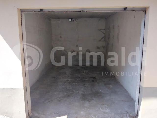 Box in vendita a Zona Omogenea Milano Nord, Cusano Milanino