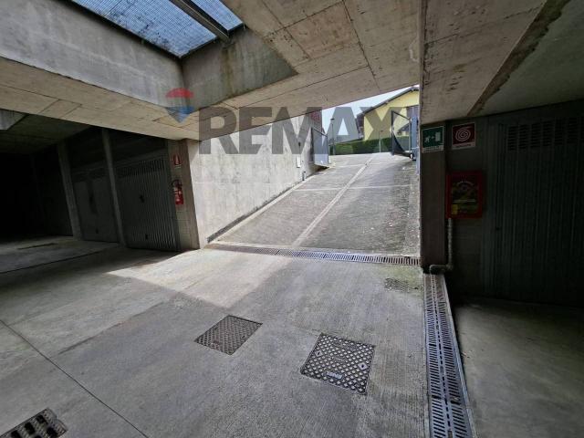 Box in vendita a Endine Gaiano, Lombardia