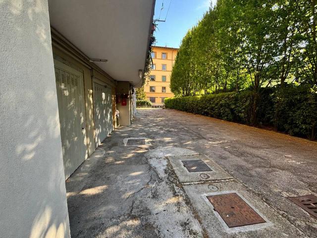 Box in vendita a Quartiere 4, Firenze