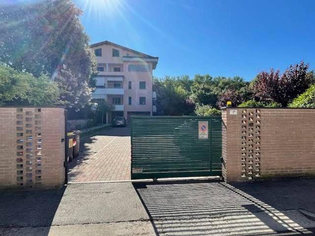 Box in vendita a Unione di Comuni della Romagna Forlivese, Quattro