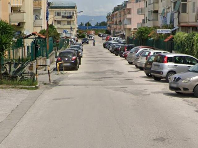 Box in vendita a Giugliano In Campania, Campania