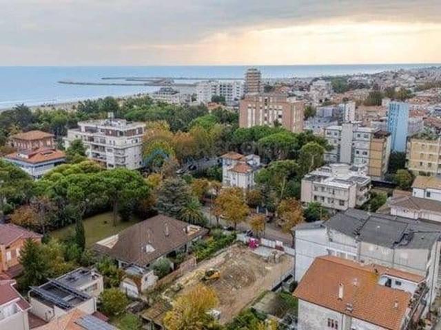 Box in vendita a Giulianova, Abruzzo