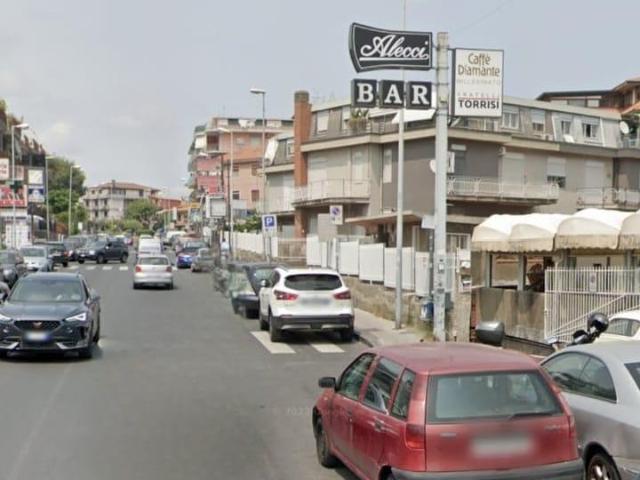 Box in vendita a Gravina Di Catania, Sicilia