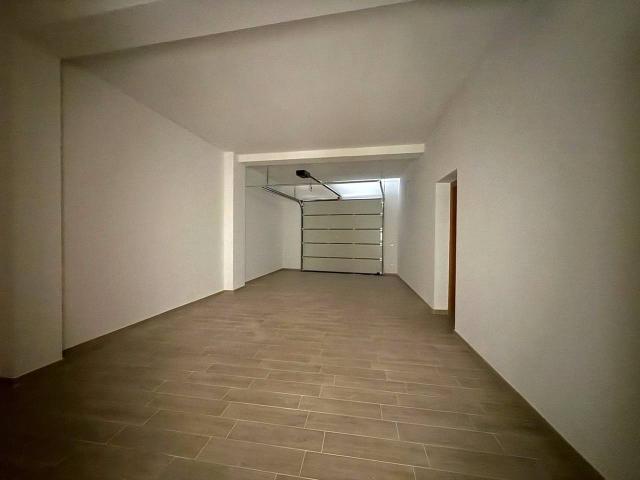 Box in vendita a Torretta, Tornimparte