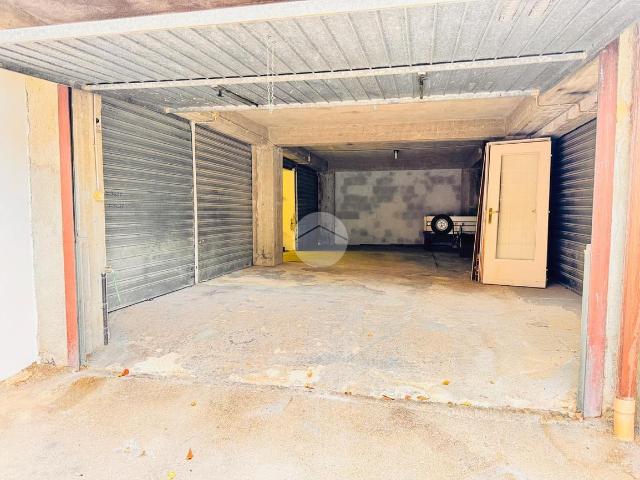 Box in vendita a Torretta, Tornimparte