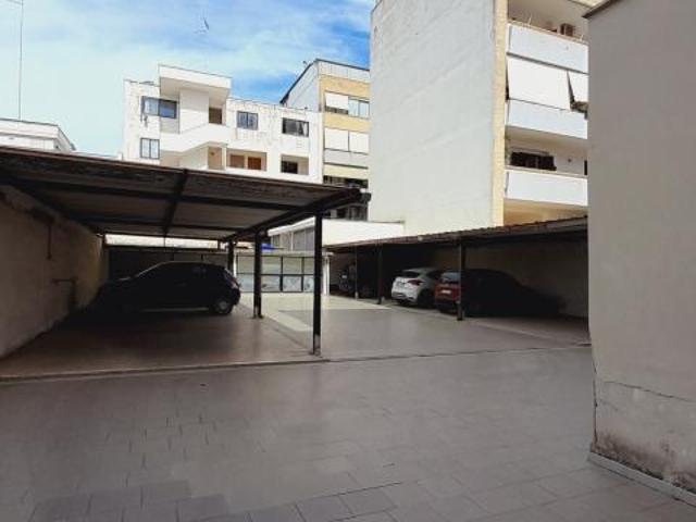Box in vendita a Puglia, Lecce