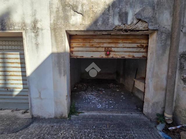 Box in vendita a Puglia, Lecce