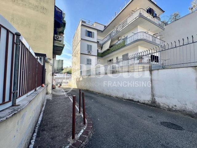 Box in vendita a Marano di Napoli, Napoli