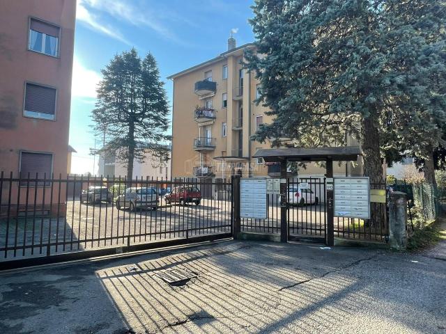 Box in vendita a Pagnano, Merate
